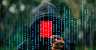 Seniory proškolili policisté, už poznají podvodný e-mail.