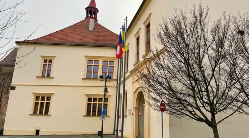 vlajka ukrajiny chomutov